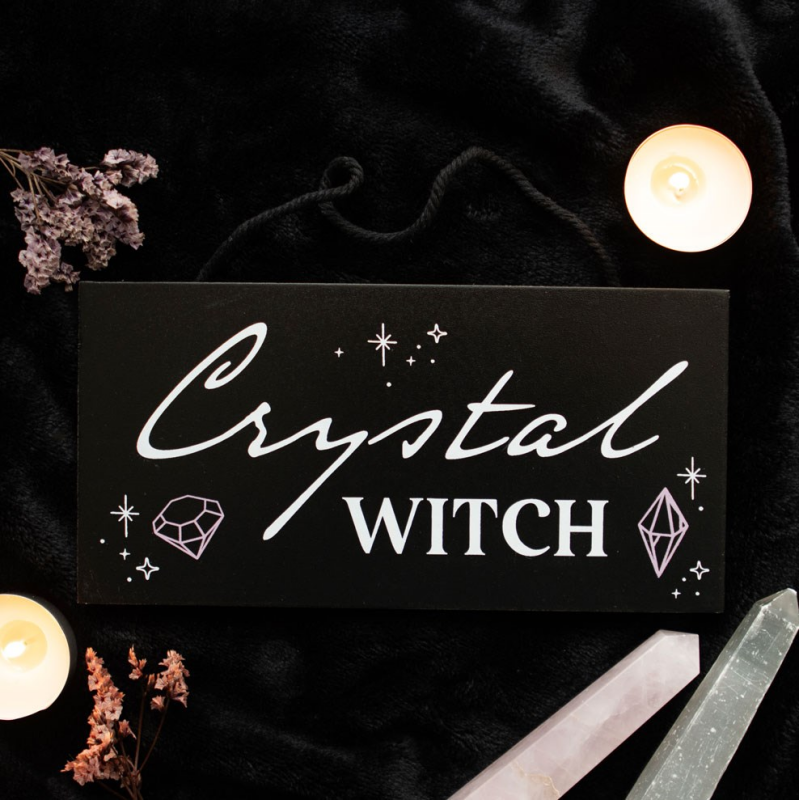Crystal Witch Houten Hanging Sign – Mystiek en Spiritueel Decor